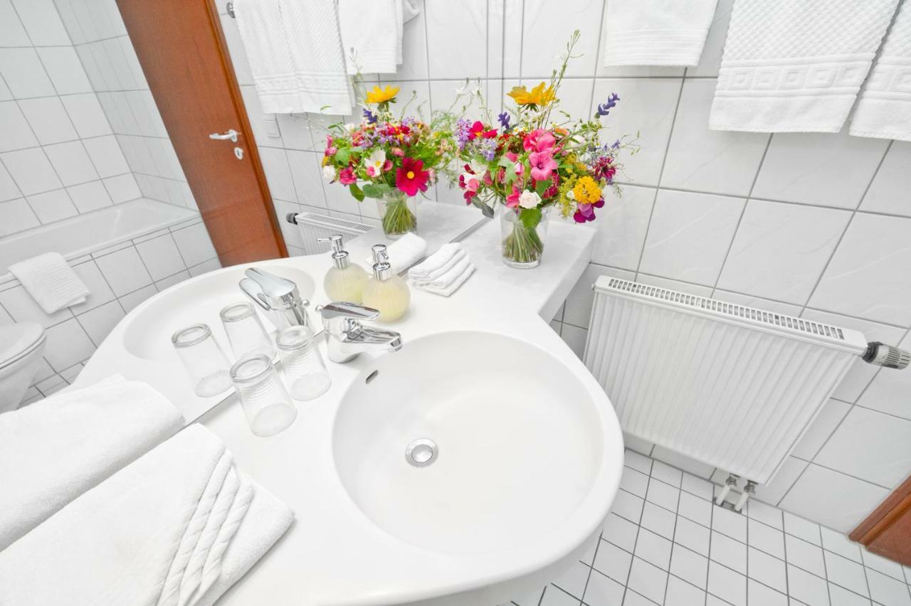 Hotel Gasthof Raab 슈바바하 외부 사진